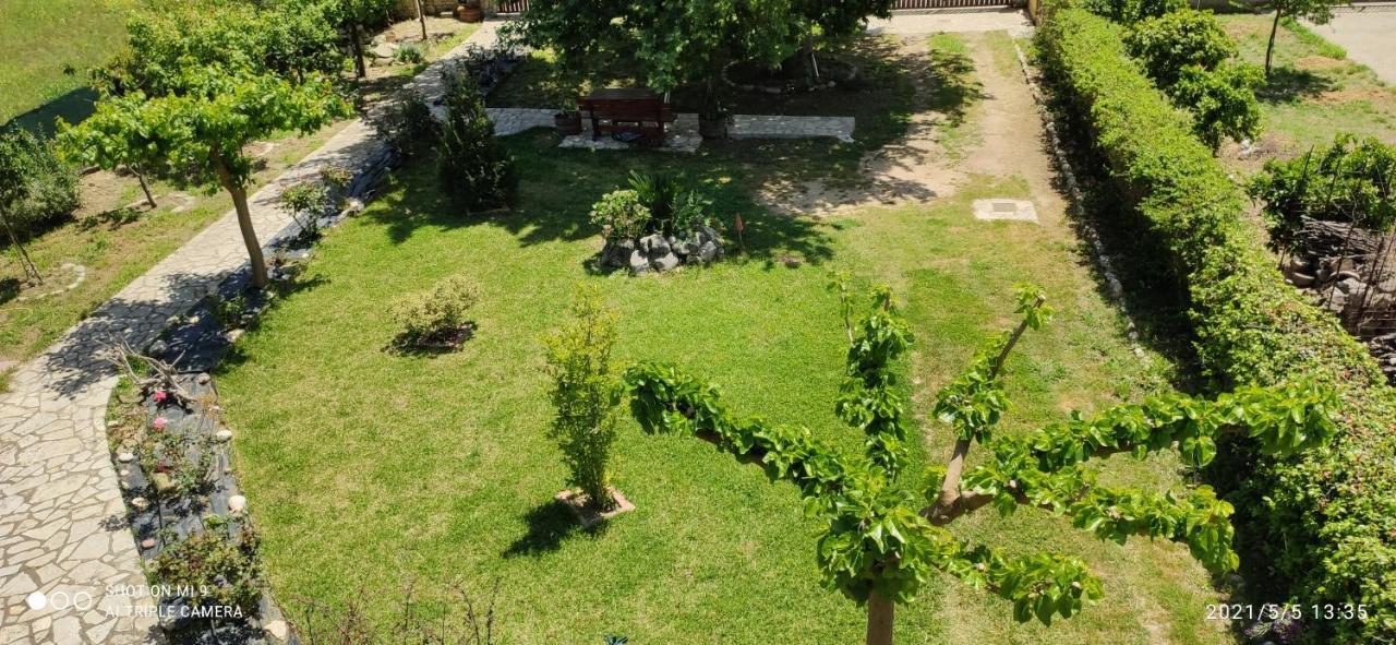 Ioannis - Zimmer Mit Zugang Zu Terrasse Gavrolimni Kültér fotó